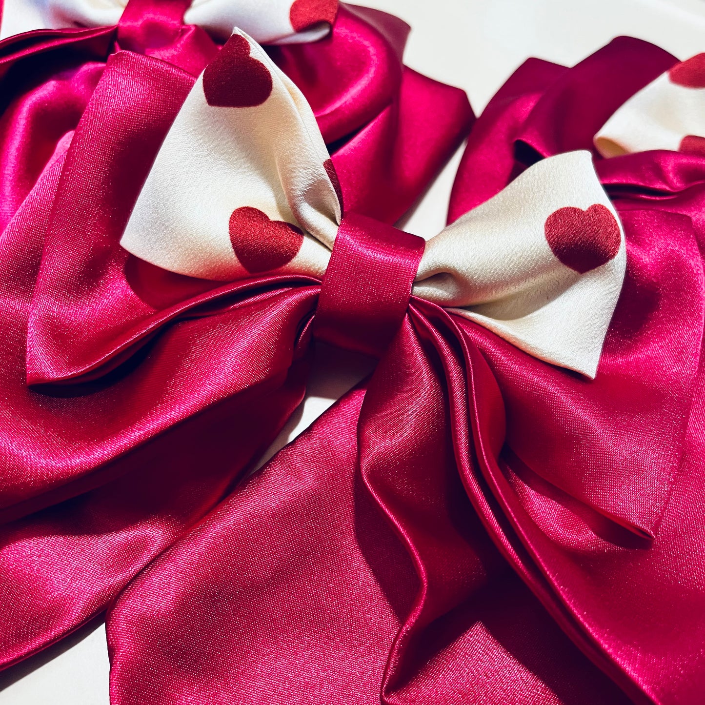 Queen of Hearts Hairbow